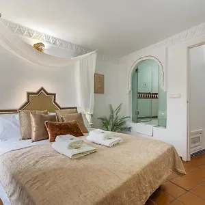 Adanar-apartamentos Muralla Ziri Appartement