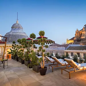 فندق Palacio Gran Via, A Royal Hideaway, غرناطة